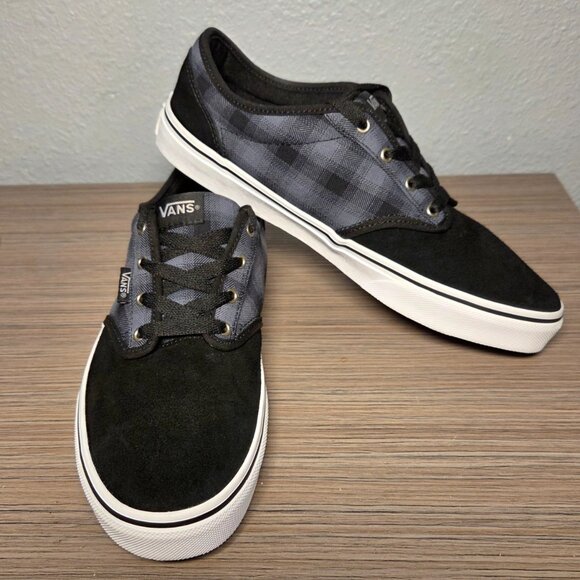 Like New!!! Vans Black & Gray Plaid Atwood Deluxe Sneakers – Size: 7Y/M / 8.5 W - Picture 2 of 10